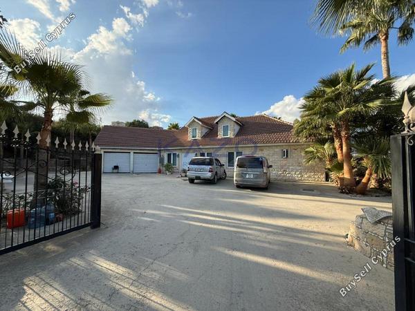 7 bedroom detached house for sale pyrgos limassol limassol 7912940 image 11168723