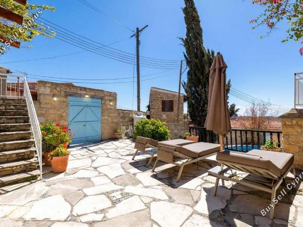studio hotel for sale tochni larnaca 8675560 image 16057839