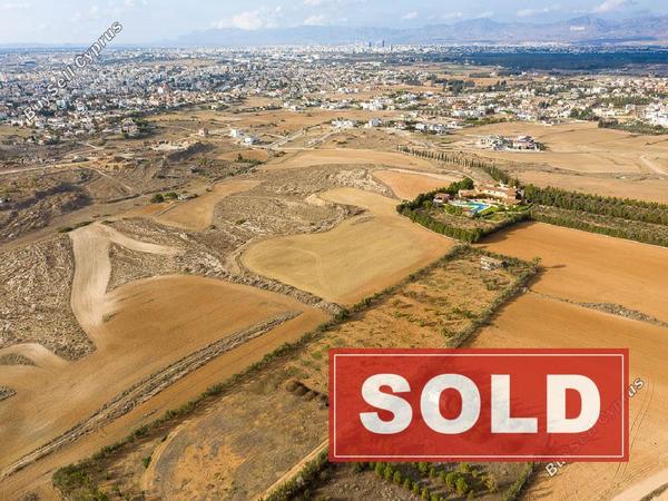 land sold geri nicosia 859660 image 3003412