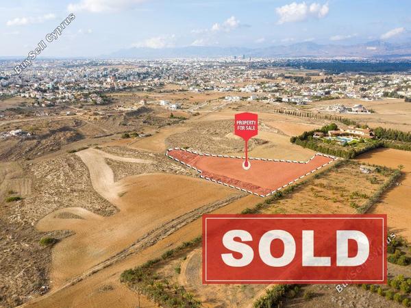 land sold geri nicosia 859660 image 3003420