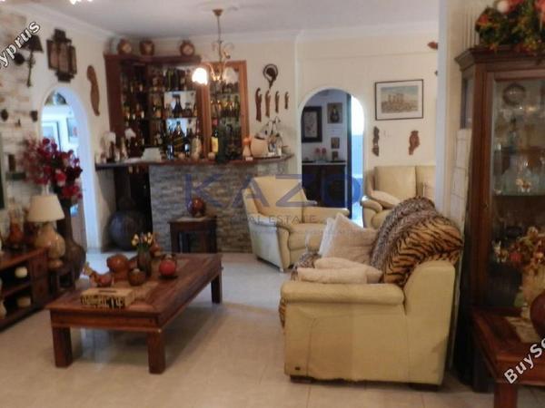 4 bedroom ground floor apartment for sale agia zoni limassol 1868760 image 6897515