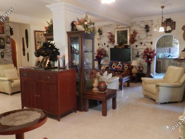 4 bedroom ground floor apartment for sale agia zoni limassol 1868760 image 6897522