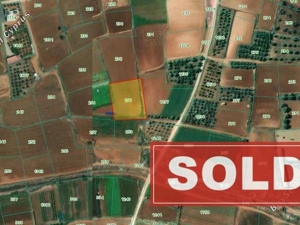 land sold akaki nicosia 8662070 image 15985479