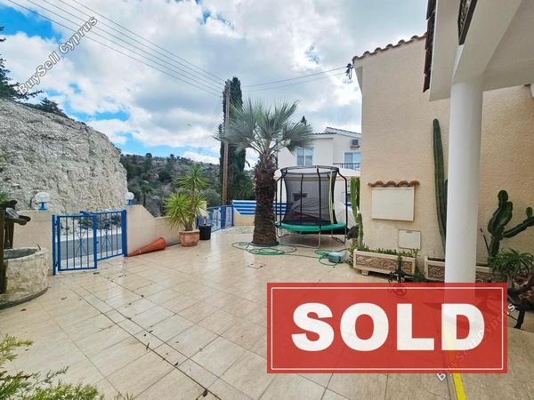 3 bedroom bungalow sold mesa chorio paphos 8087470 image 13138507