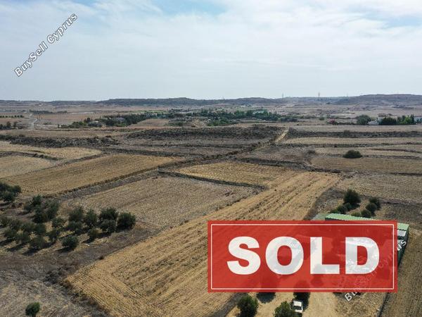 land sold geri nicosia 826470 image 6041814