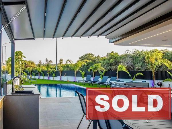 4 bedroom detached house sold pernera famagusta 1501670 image 7058365