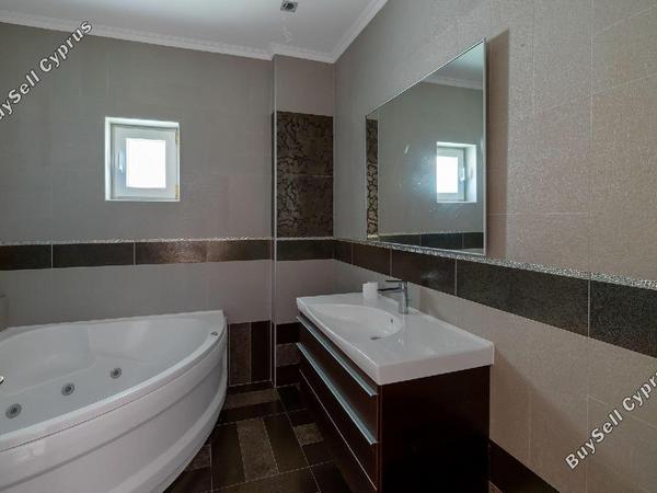 6 bedroom entire floor apartment for sale pyrgos limassol limassol 1887870 image 12870595