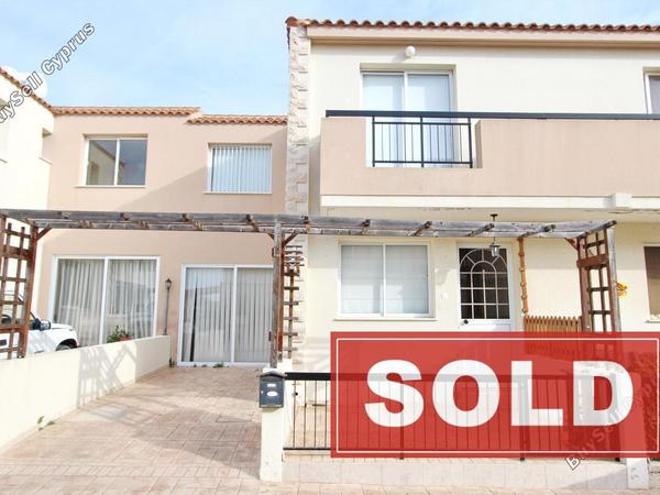 2 bedroom town house sold deryneia famagusta 720080 image 591053