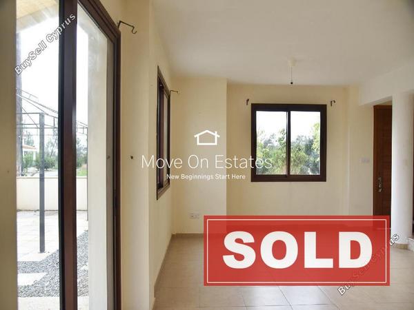 2 bedroom semi detached house sold pervolia larnaca 7509280 image 9363317