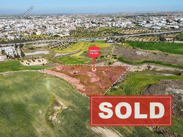 land sold latsia nicosia 1733090 image 4669922