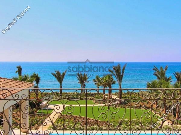 7 bedroom detached house for sale pervolia larnaca 8746101 image 16439030