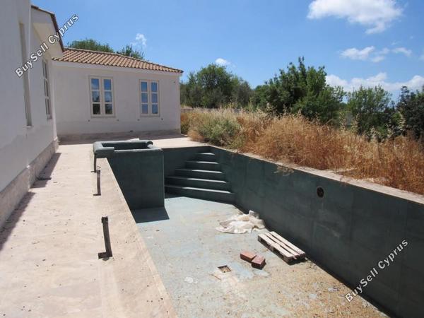 3 bedroom bungalow for sale armou paphos 1355601 image 5638579