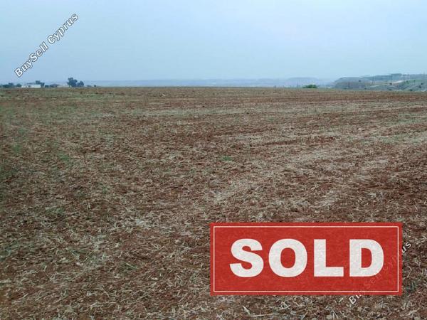 land sold tseri nicosia 954701 image 3352245