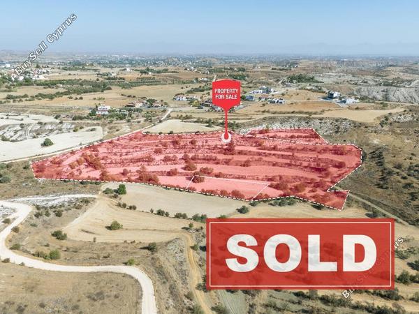 land sold pera orinis nicosia 946031 image 3689703