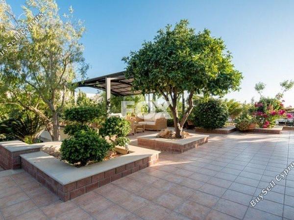 8 bedroom detached house for sale agios tychonas limassol 1148231 image 5517385