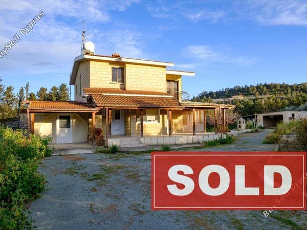 3 bedroom detached house sold pyrga larnaca 962431 image 12744753
