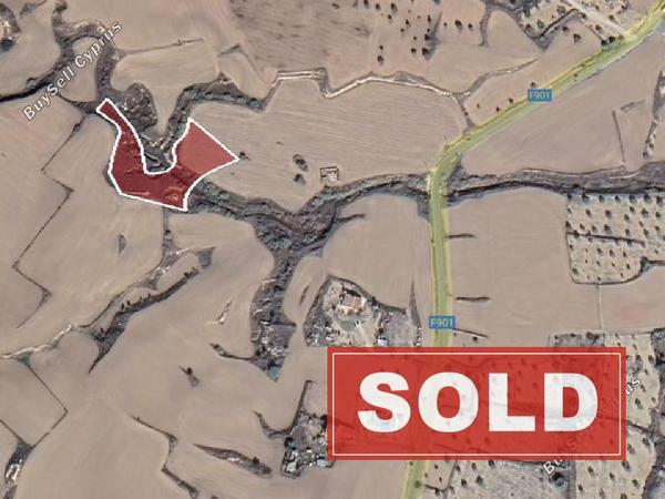 land sold pera orinis nicosia 877431 image 6818950