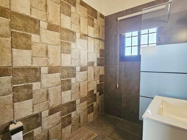 studio commercial building sold peyia paphos 7845531 image 10804295