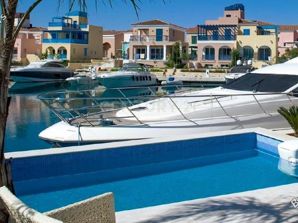 4 bedroom apartment for sale limassol marina limassol 1342731 image 15165752