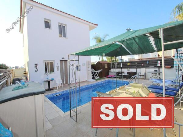 2 bedroom detached house sold agia triada famagusta 665061 image 388372