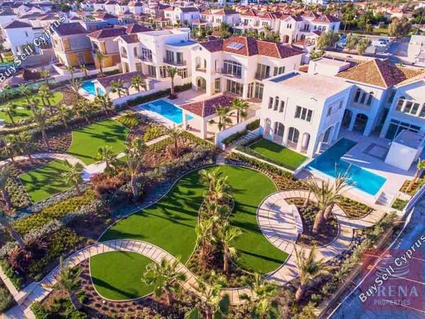 6 bedroom detached house for sale pervolia larnaca 1269571 image 13155070