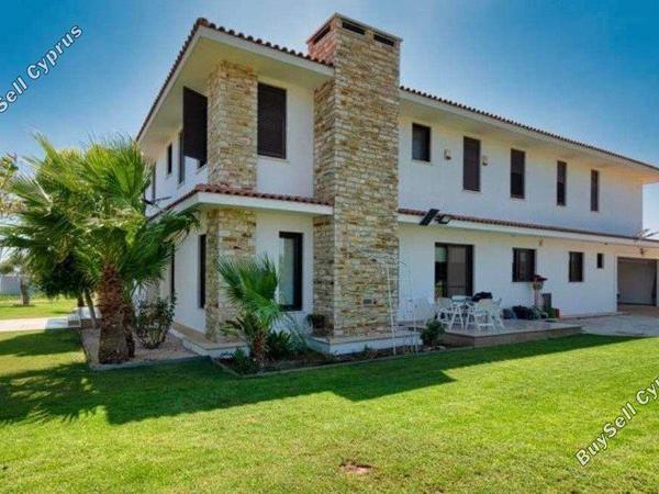 6 bedroom detached house for sale dromolaxia larnaca 1681771 image 4378714