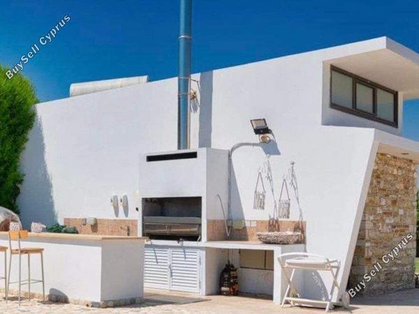 6 bedroom detached house for sale dromolaxia larnaca 1681771 image 4378717