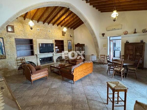 4 bedroom bungalow for rent agios tychonas limassol 1703181 image 14870623