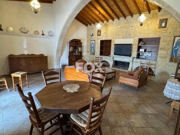 4 bedroom bungalow for rent agios tychonas limassol 1703181 image 14870624