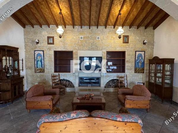 4 bedroom bungalow for rent agios tychonas limassol 1703181 image 14870637