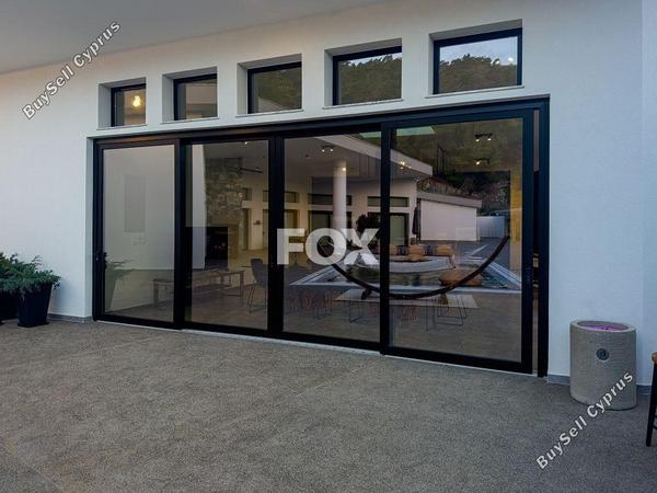 6 bedroom bungalow for sale louvaras limassol 7463381 image 13893807