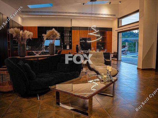 6 bedroom bungalow for sale louvaras limassol 7463381 image 13893839