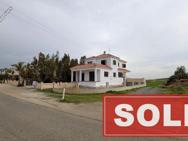 studio detached house sold ergates nicosia 8758781 image 17570434