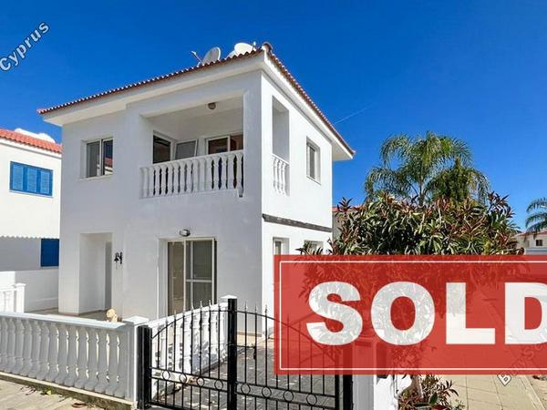 2 bedroom detached house sold agia triada famagusta 1745091 image 4769706