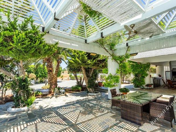6 bedroom detached house for sale agios tychonas limassol 1734391 image 12700967