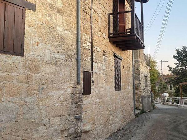 2 bedroom town house sold arsos lemesou limassol 1594491 image 4009026
