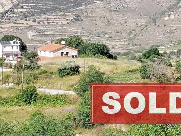 land under offer stroumbi paphos 1797002 image 5979509