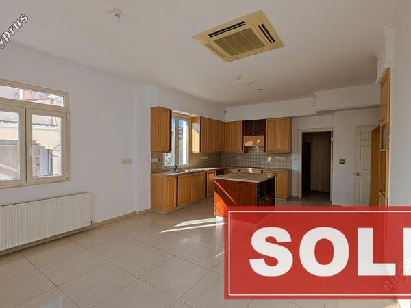 studio building sold faneromeni larnaca 8399302 image 15004350