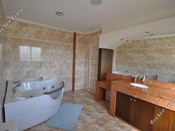 5 bedroom detached house for rent dekeleia larnaca 1681702 image 4908373