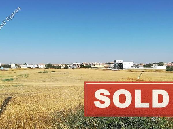 land sold tseri nicosia 830112 image 682988
