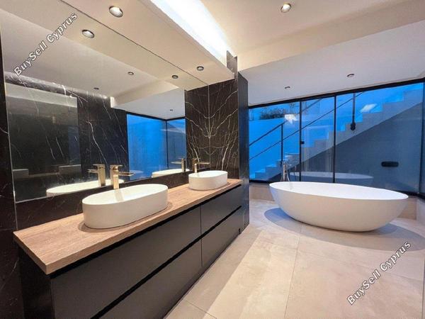 7 bedroom detached house for sale strovolos nicosia 1682732 image 4387194