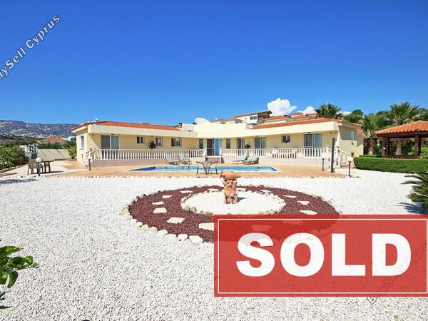 3 bedroom bungalow sold peyia paphos 641542 image 349494