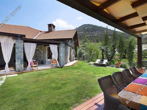 6 bedroom detached house for sale trimiklini limassol 979252 image 6529205