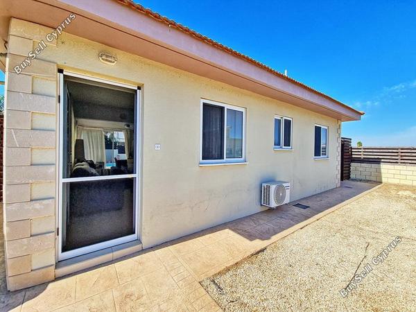 2 bedroom bungalow for sale xylofagou larnaca 1580162 image 3963576