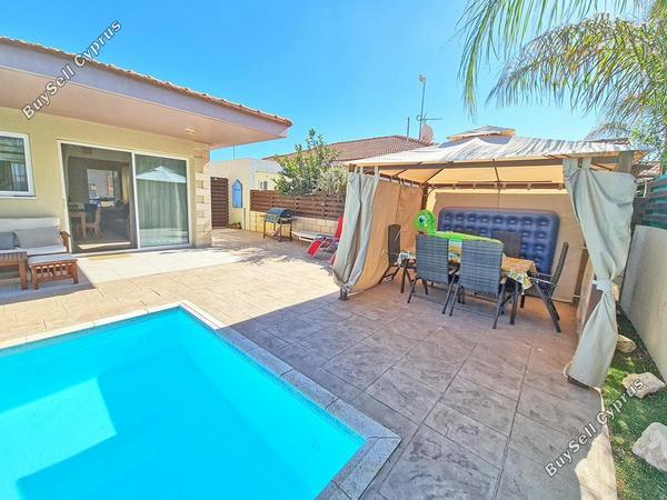 2 bedroom bungalow for sale xylofagou larnaca 1580162 image 3963583