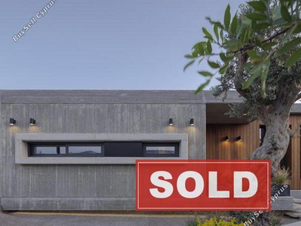 4 bedroom bungalow sold geroskipou paphos 1847172 image 6650375