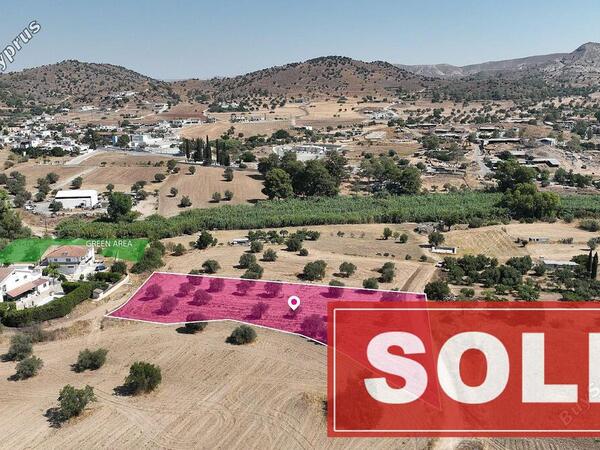 land sold psevdas larnaca 1473372 image 3553177