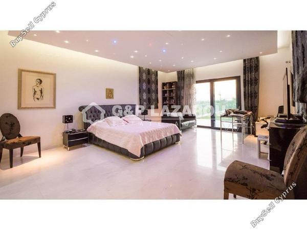 8 bedroom detached house for rent strovolos nicosia 1685472 image 9299937