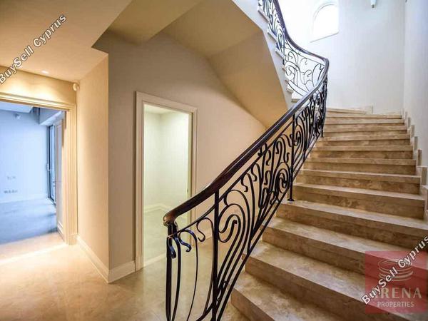 6 bedroom detached house for sale pervolia larnaca 1269572 image 13155023
