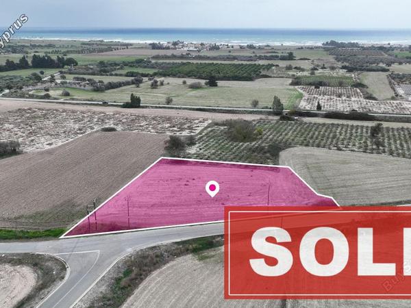 land sold mazotos larnaca 1249282 image 7040574